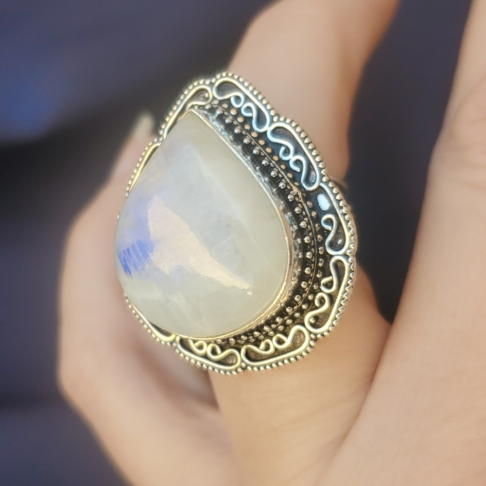 New Rainbow Moonstone 925 Silver Ring. - Picture 7 of 13